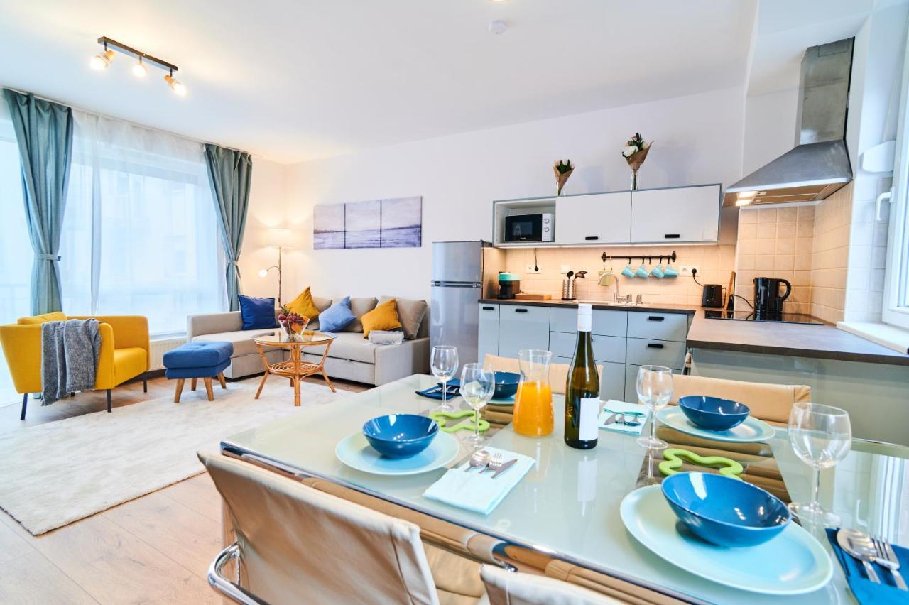 Feel Home Deluxe Corvin # Free Parking # Ac # Elevator 부다페스트 외부 사진