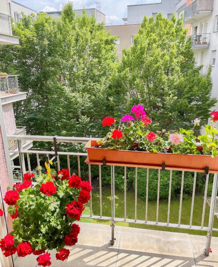 Feel Home Deluxe Corvin # Free Parking # Ac # Elevator 부다페스트 외부 사진